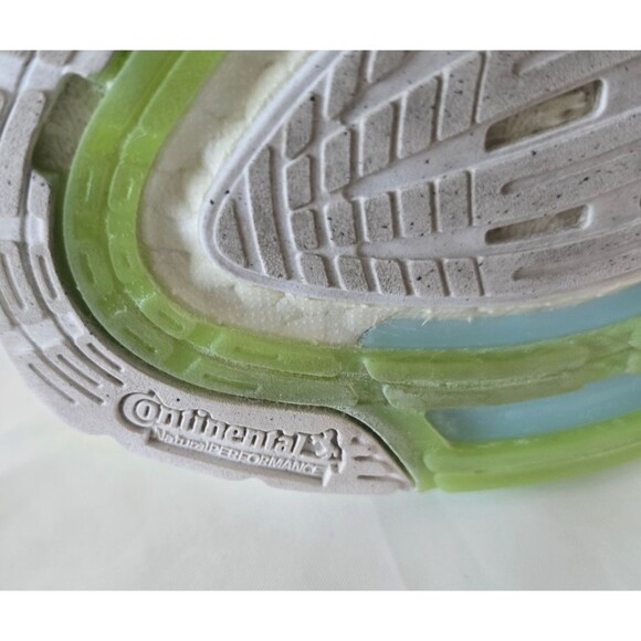 Adidas UltraBoost 22 GX5913 – White Bliss / Solar Green – US Men’s Size 9 - Picture 9 of 14